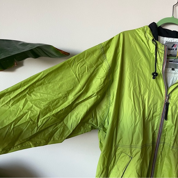 Vintage K-Way Men’s Rain Jacket in Green Lime Size Medium - Picture 10 of 15